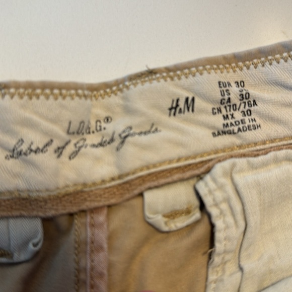 Men’s H&M slim fit khaki pant - Picture 2 of 3